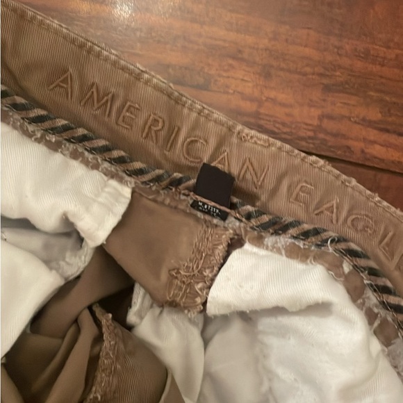 American Eagle khakis. Flex. 30x36. - Picture 2 of 7